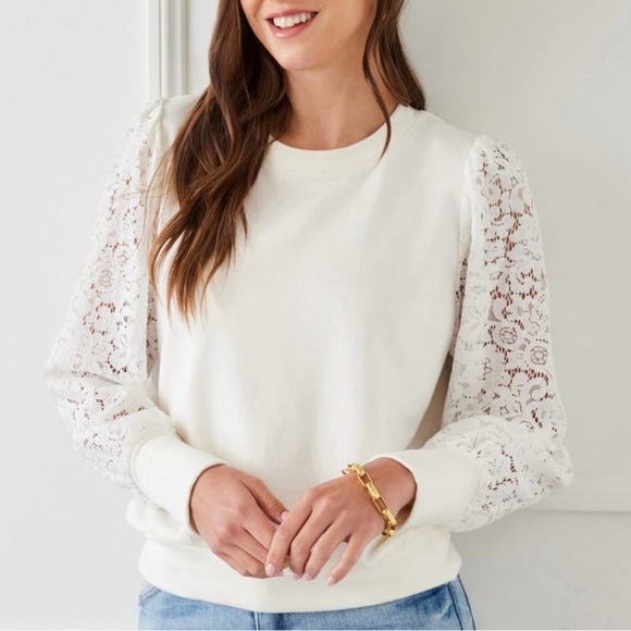 🆕 Karen Kane Lace Sweatshirt Top White Cream Medium Feminine Casual Sweater - Picture 3 of 14